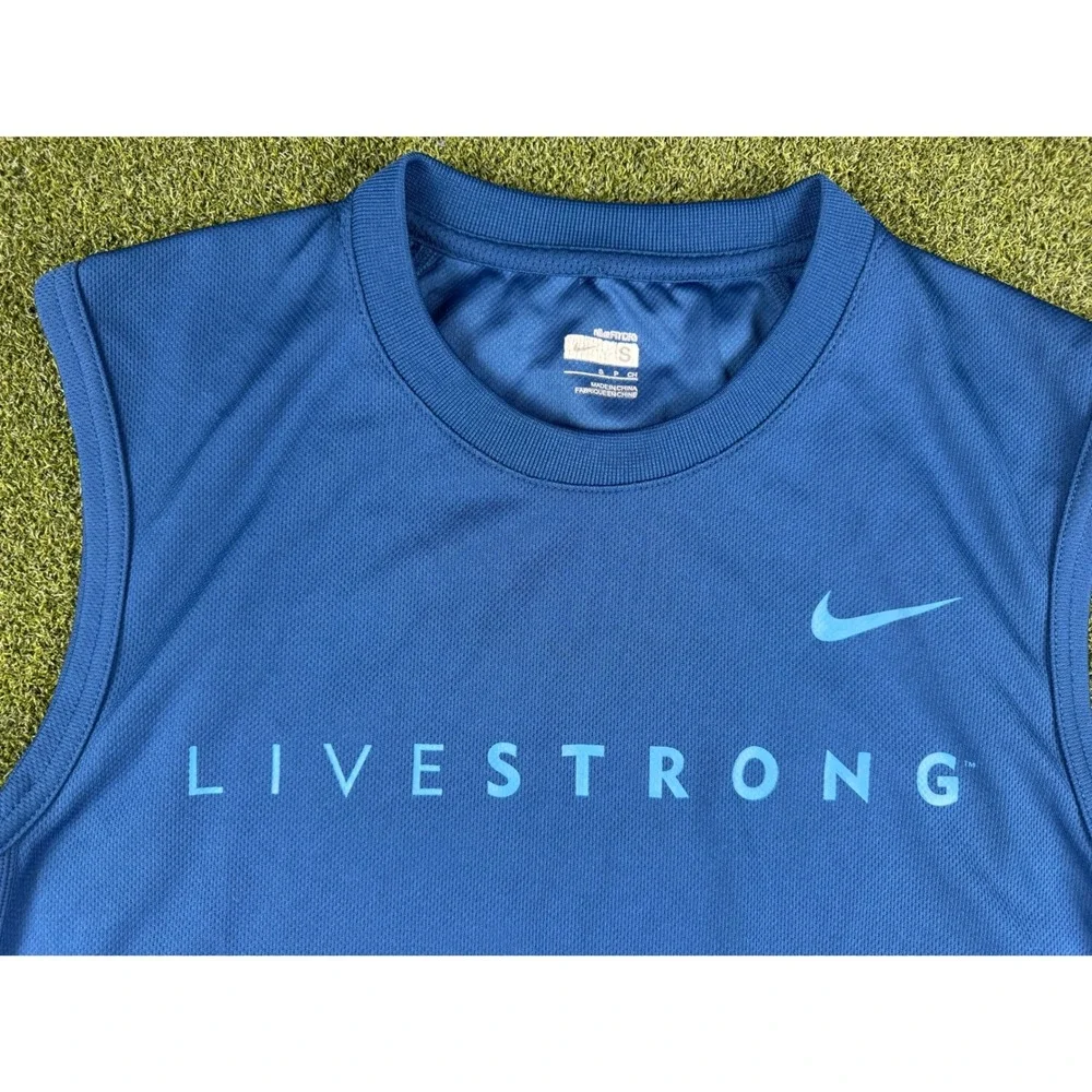 Nike Livestrong Sleeveless‎ Athletic Tank Top Mens Small Blue NikeFit Dri-Fit